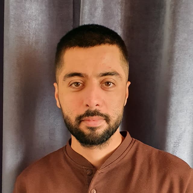 Younes Shojaie